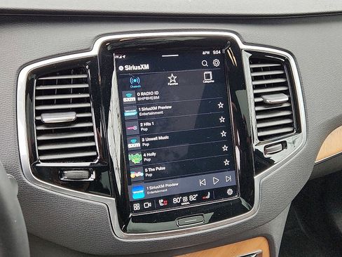 Certified 2024 Volvo XC90 T8 Plus image 15