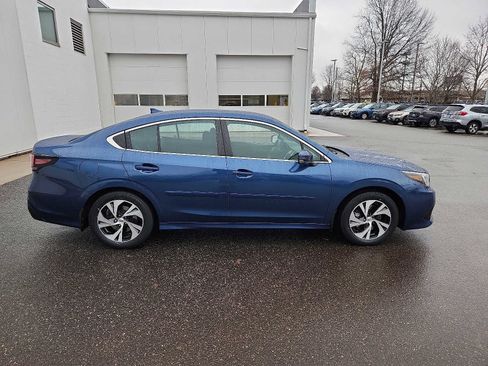 Used 2022 Subaru Legacy Premium image 7