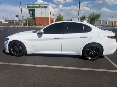 Used 2019 Alfa Romeo Giulia Ti Sport w/ Quick Order Package 22U Sport RWD image 3