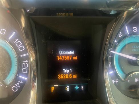 Used 2013 Buick LaCrosse Leather FWD image 9