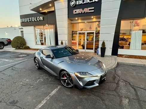 Used 2021 Toyota Supra image 2