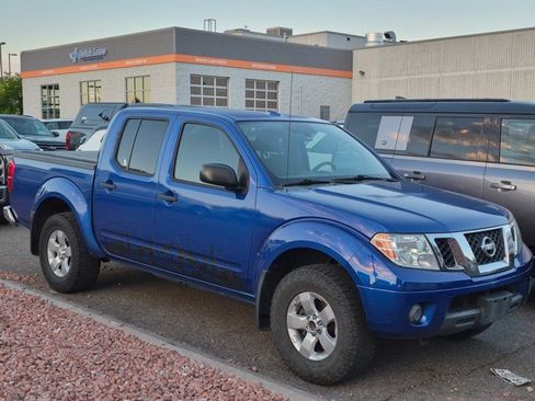 Used 2012 Nissan Frontier SV w/ SV Premium Utility Pkg AWD/4WD image 2