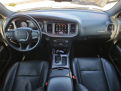 Used 2022 Dodge Charger SXT w/ Plus Group image 5