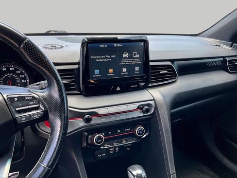 Used 2019 Hyundai Veloster Turbo FWD image 7