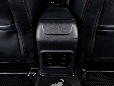 Used 2023 Ford Bronco Wildtrak AWD/4WD image 31