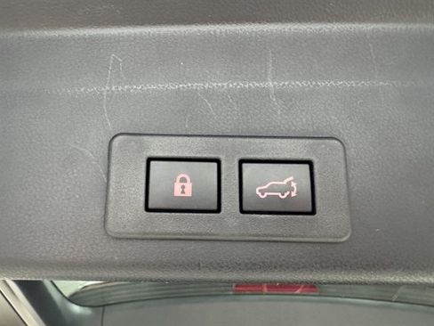 Used 2025 Subaru Ascent Premium AWD/4WD image 20