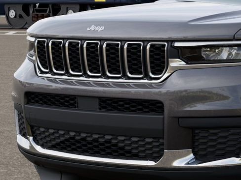 New 2026 Jeep Grand Cherokee L Laredo RWD image 11