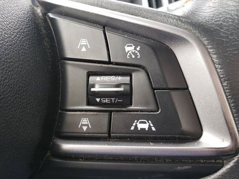 Used 2019 Subaru Crosstrek 2.0i Limited w/ Moonroof Package w/Navigation AWD/4WD image 21