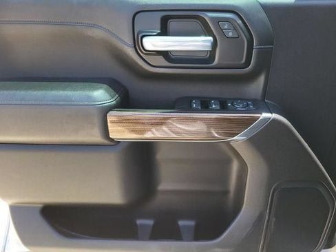Used 2023 Chevrolet Silverado 2500 LT w/ Convenience Package AWD/4WD image 17