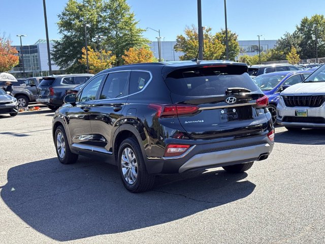 Used 2019 Hyundai Santa Fe SE AWD/4WD image 4