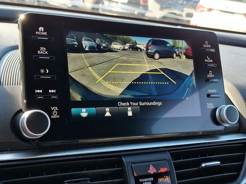 Used 2019 Honda Accord Sport image 16
