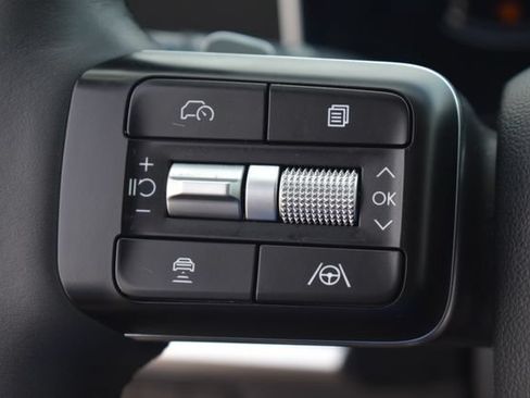 Used 2024 Hyundai Santa Fe SEL FWD image 24