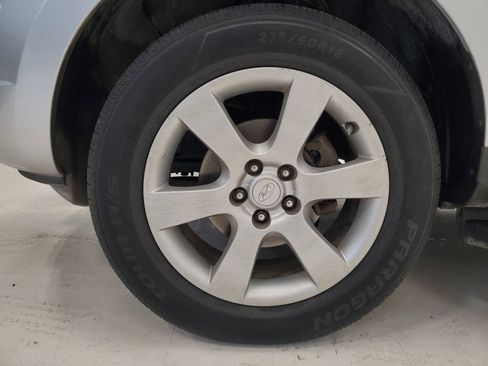 Used 2009 Hyundai Santa Fe Limited w/ Navigation Pkg 5 FWD image 6