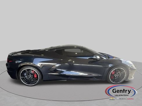 Used 2024 Chevrolet Corvette Stingray Coupe w/ 1LT RWD image 6