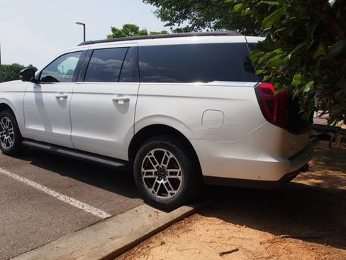 Certified 2025 Ford Expedition Max Active AWD/4WD image 5