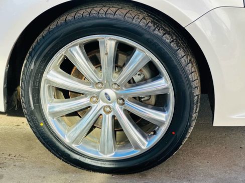 Used 2013 Ford Flex Limited image 4