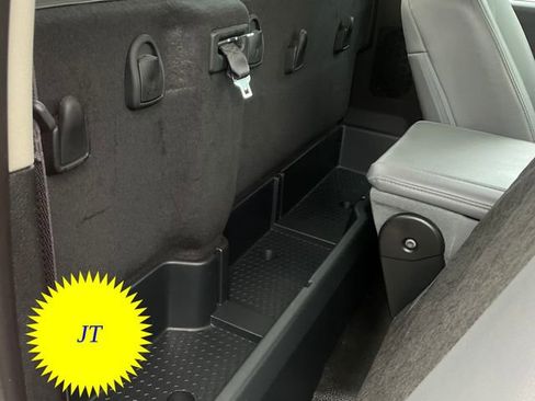 Used 2017 RAM 1500 Tradesman w/ Power & Remote Entry Group image 15