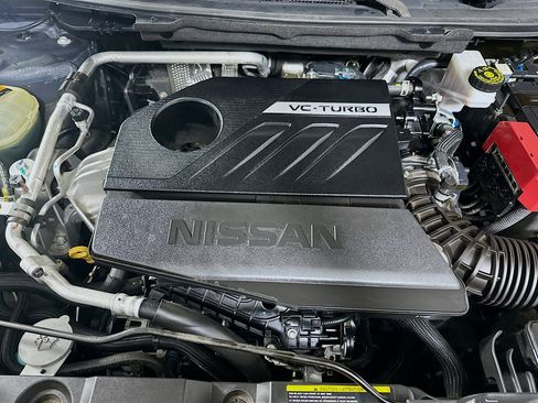 Used 2025 Nissan Rogue SV image 35