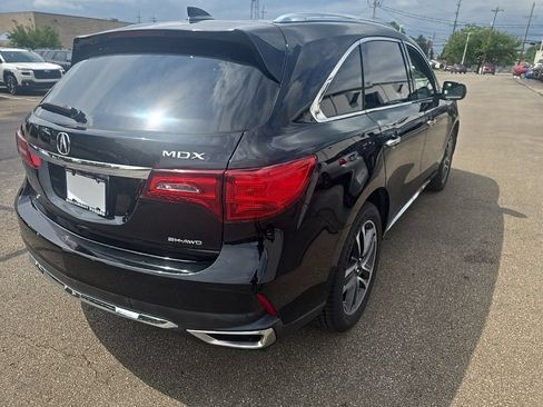 Used 2018 Acura MDX SH-AWD w/ Advance Package image 3