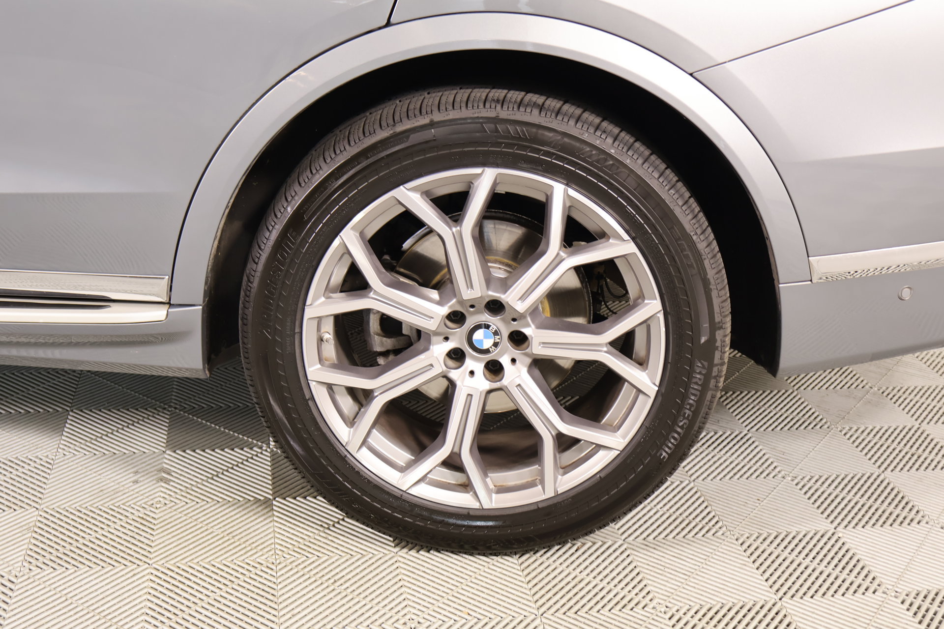 Used 2023 BMW X7 xDrive40i w/ Premium Package AWD/4WD image 20