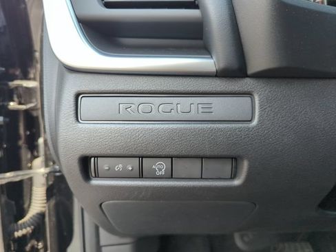 Certified 2023 Nissan Rogue S FWD image 39