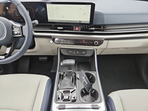 New 2026 Kia Carnival SX Prestige image 11