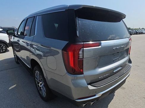 Used 2025 GMC Yukon Denali AWD/4WD image 11