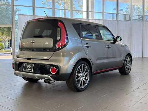 Used 2018 Kia Soul ! w/ Tech Package FWD image 9