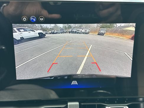 Certified 2026 Chevrolet Equinox ACTIV image 31