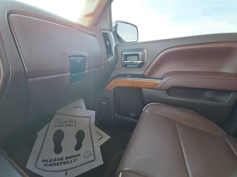 Used 2016 Chevrolet Silverado 1500 High Country w/ High Country Premium Package image 17