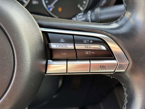 Used 2022 MAZDA MAZDA3 s image 15