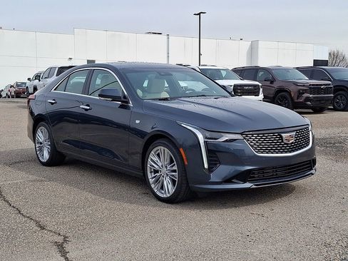 Used 2026 Cadillac CT4 Premium Luxury image 27