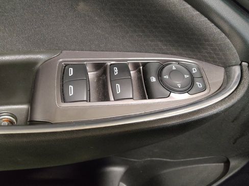 Used 2021 Chevrolet Malibu LT image 27