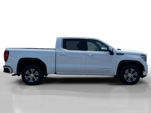 Used 2025 GMC Sierra 1500 SLT RWD image 6