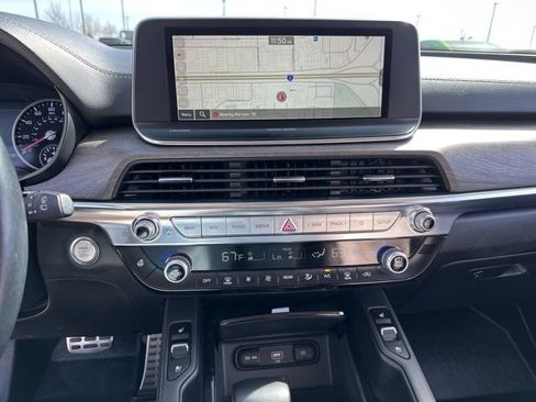 Used 2022 Kia Telluride SX w/ SX Prestige Package image 11