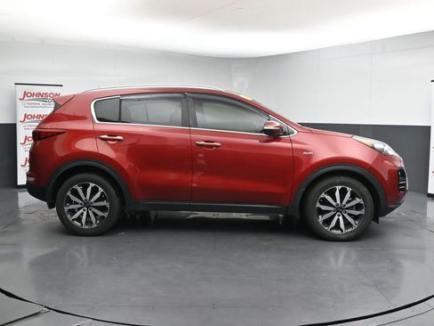 Used 2018 Kia Sportage EX AWD/4WD image 9