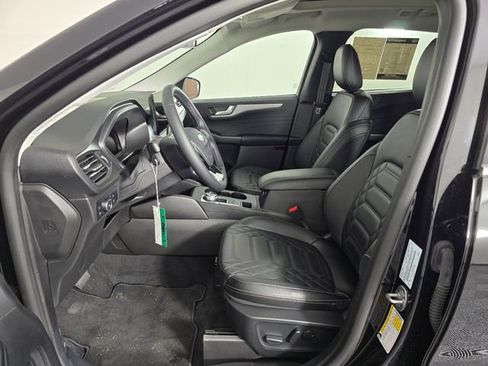 Used 2024 Ford Escape SE w/ PHEV Premium Package image 22