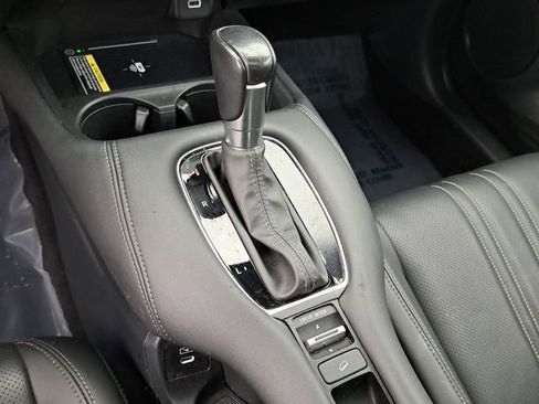 Certified 2024 Honda HR-V EX-L image 30