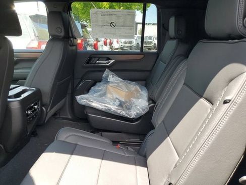 New 2026 GMC Yukon XL Denali AWD/4WD image 11