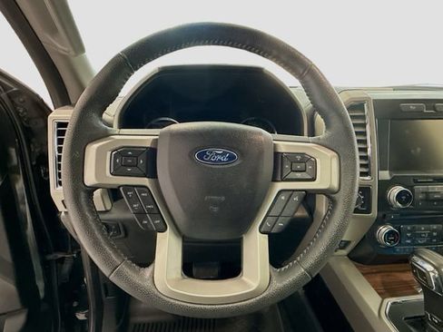 Used 2015 Ford F150 Lariat w/ Equipment Group 502A Luxury AWD/4WD image 11