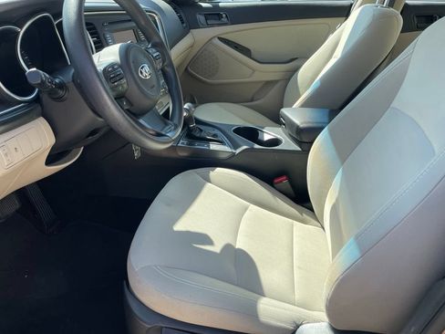 Used 2015 Kia Optima LX FWD image 9