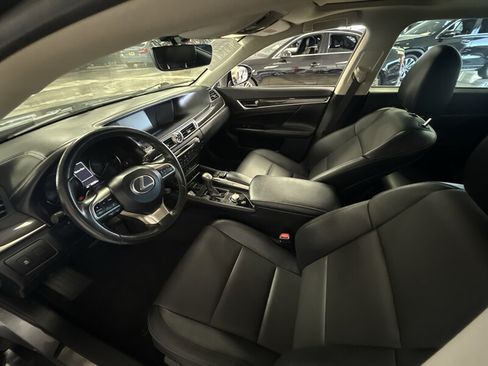 Used 2016 Lexus GS 200t RWD image 16