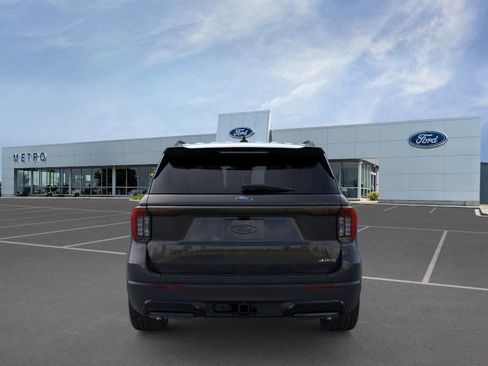 New 2026 Ford Explorer ST-Line w/ ST-Line Street Pack image 6
