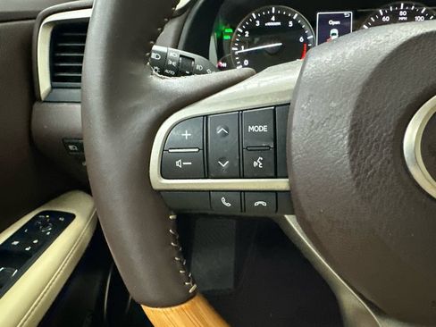 Used 2017 Lexus RX 350 FWD w/ Premium Package image 28