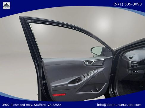 Used 2020 Hyundai Ioniq SEL FWD image 18