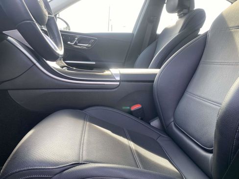 Used 2022 Mercedes-Benz C 300 Sedan image 14