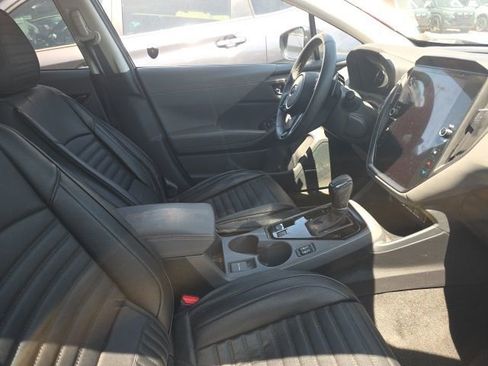 Used 2024 Subaru Crosstrek 2.5i Limited AWD/4WD image 4