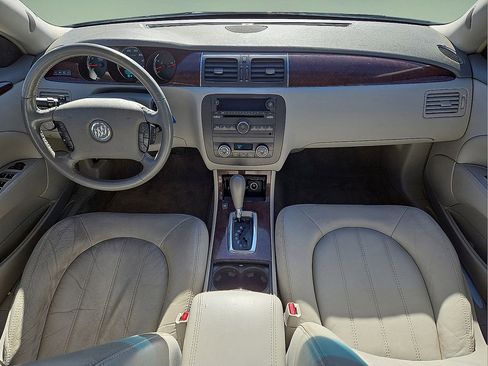 Used 2011 Buick Lucerne CXL image 16