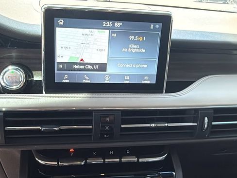 Used 2020 Lincoln Corsair Reserve FWD image 16