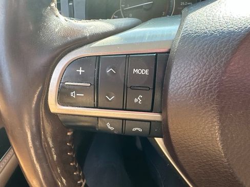 Used 2017 Lexus ES 350 w/ Luxury Package FWD image 8